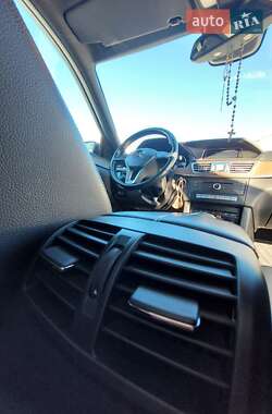 Универсал Mercedes-Benz E-Class 2016 в 