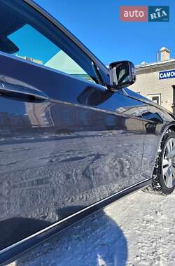 Универсал Mercedes-Benz E-Class 2016 в 