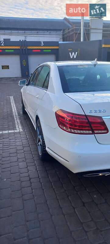 Седан Mercedes-Benz E-Class 2013 в Харькове