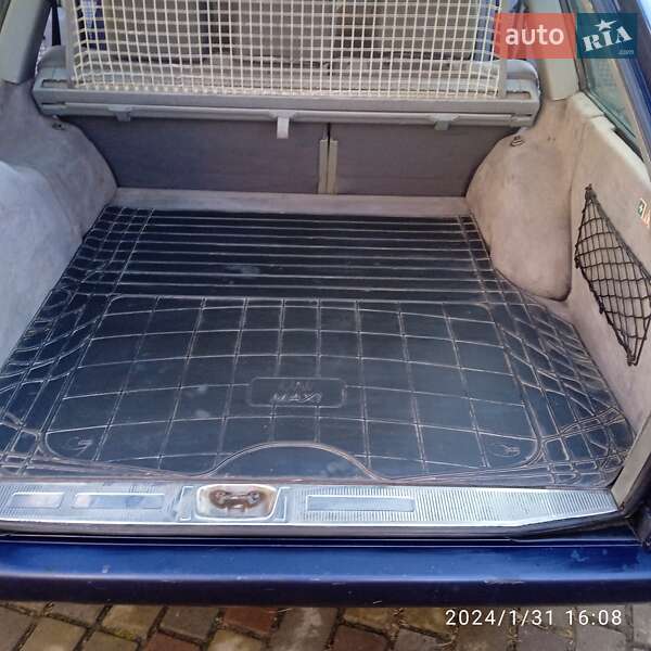 Универсал Mercedes-Benz E-Class 1995 в Вижнице