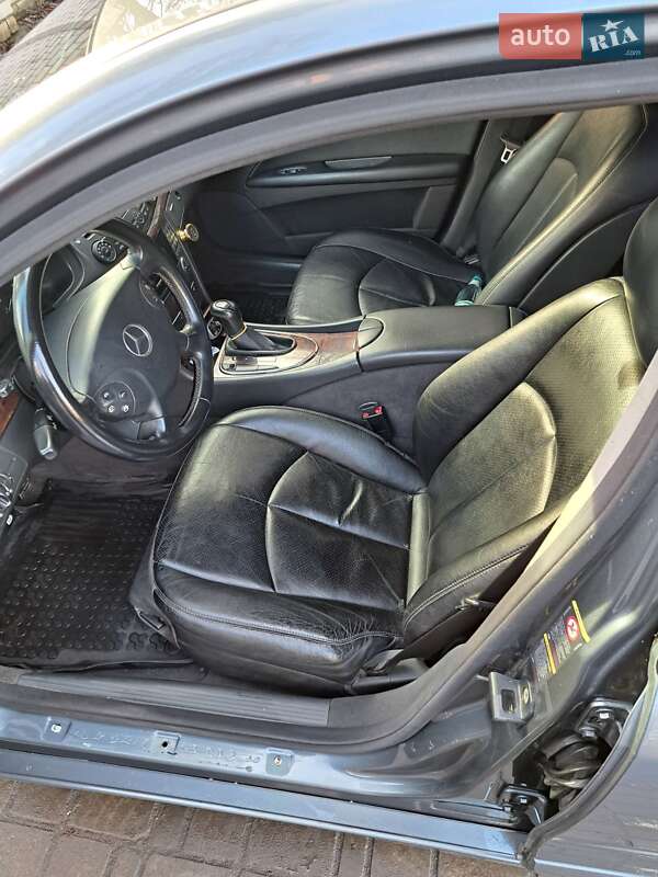 Седан Mercedes-Benz E-Class 2006 в Вольногорске