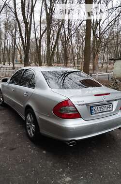 Седан Mercedes-Benz E-Class 2006 в Киеве