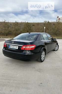 Седан Mercedes-Benz E-Class 2012 в Одесі