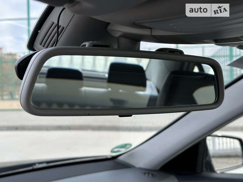 Седан Mercedes-Benz E-Class 2012 в Одесі