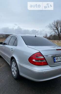 Седан Mercedes-Benz E-Class 2005 в Ямполі