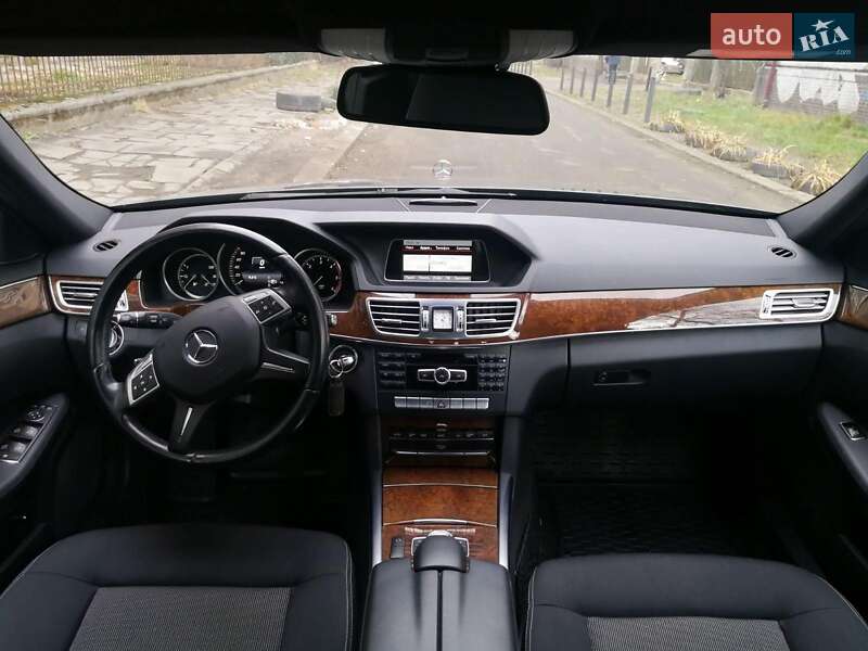 Универсал Mercedes-Benz E-Class 2013 в Ивано-Франковске