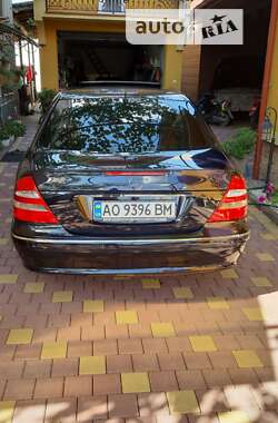 Седан Mercedes-Benz E-Class 2006 в Виноградові