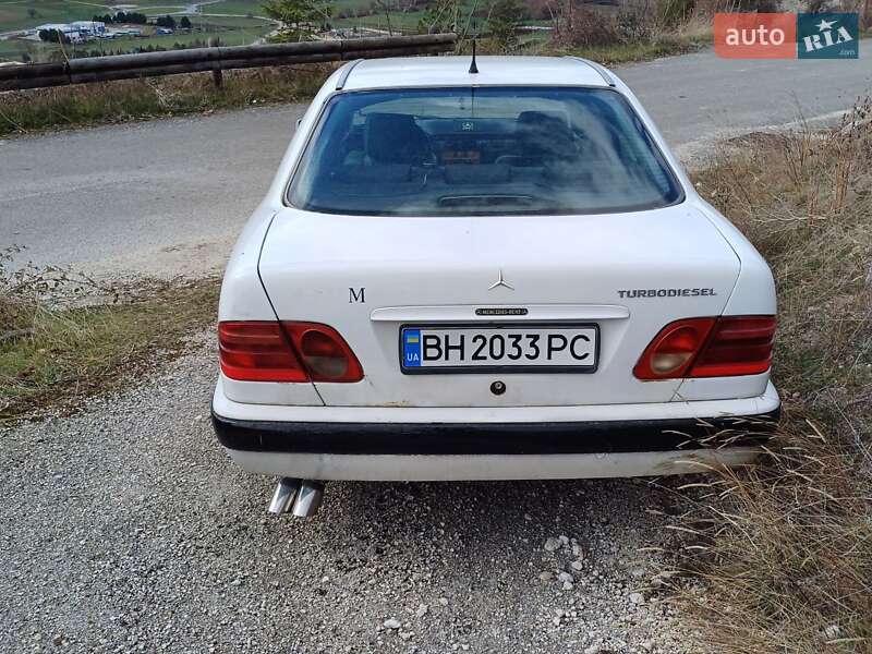 Седан Mercedes-Benz E-Class 1999 в Одесі