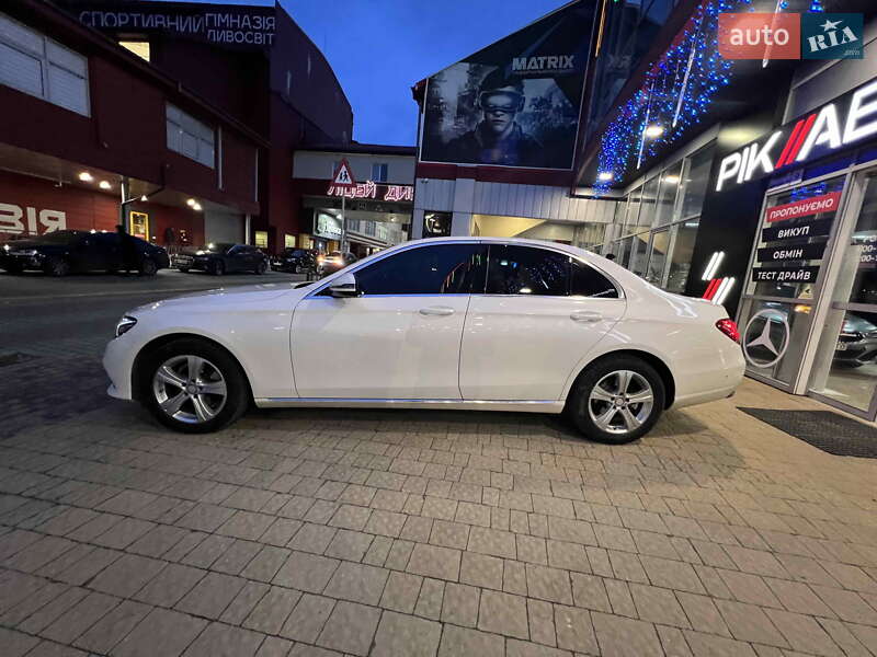Седан Mercedes-Benz E-Class 2016 в Львове фото 9 Седан Mercedes-Benz E-Class 2016 в Львове
