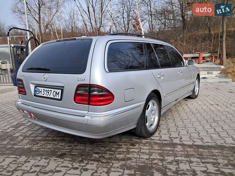 Универсал Mercedes-Benz E-Class 2002 в Львове