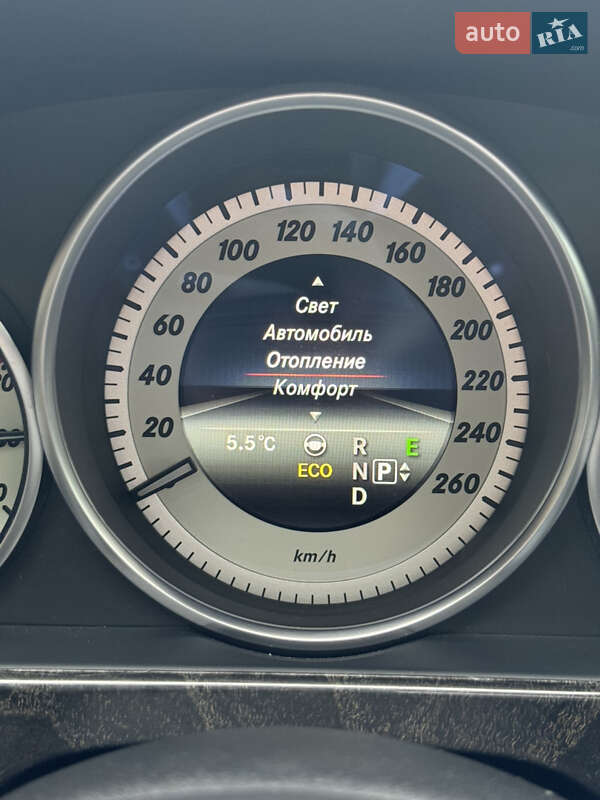 Седан Mercedes-Benz E-Class 2013 в Киеве