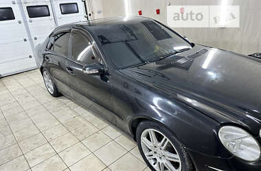 Седан Mercedes-Benz E-Class 2004 в Киеве