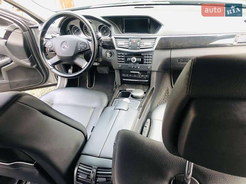 Универсал Mercedes-Benz E-Class 2010 в Снятине