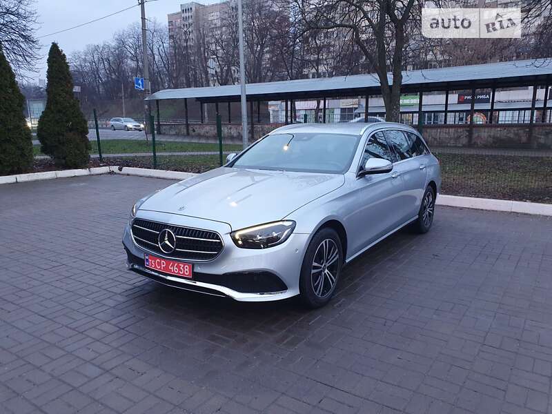 Универсал Mercedes-Benz E-Class 2021 в Киеве