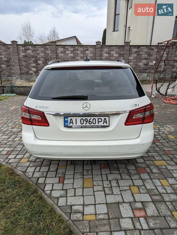 Універсал Mercedes-Benz E-Class 2011 в Рівному