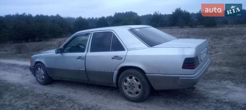 Седан Mercedes-Benz E-Class 1994 в Костопілі