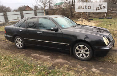 Седан Mercedes-Benz E-Class 2002 в Житомирі