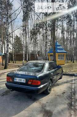 Седан Mercedes-Benz E-Class 1996 в Вишгороді