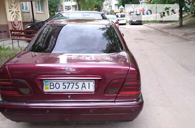 Седан Mercedes-Benz E-Class 1998 в Тернополі