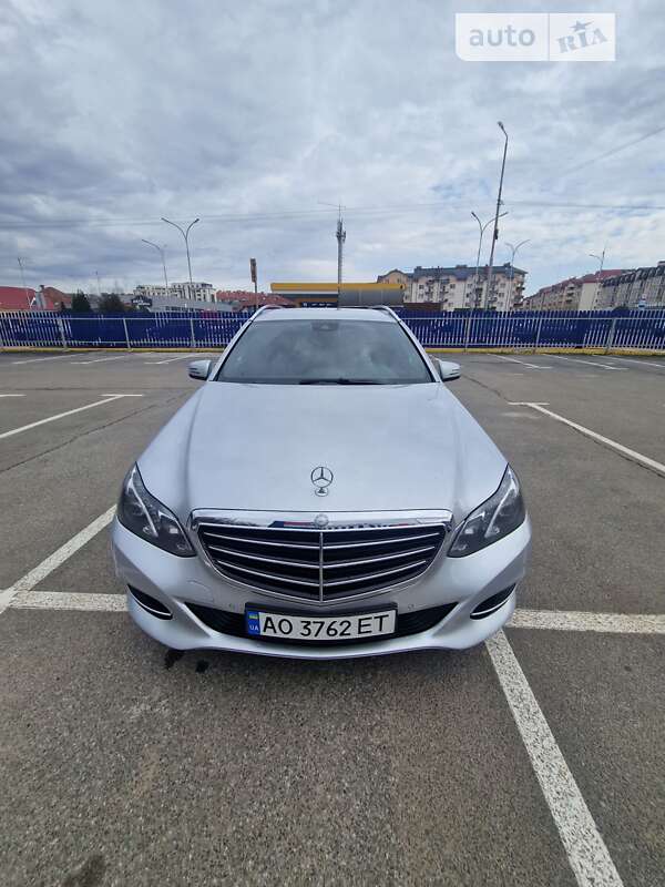 Универсал Mercedes-Benz E-Class 2016 в Ужгороде