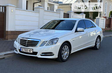 Седан Mercedes-Benz E-Class 2010 в Черновцах