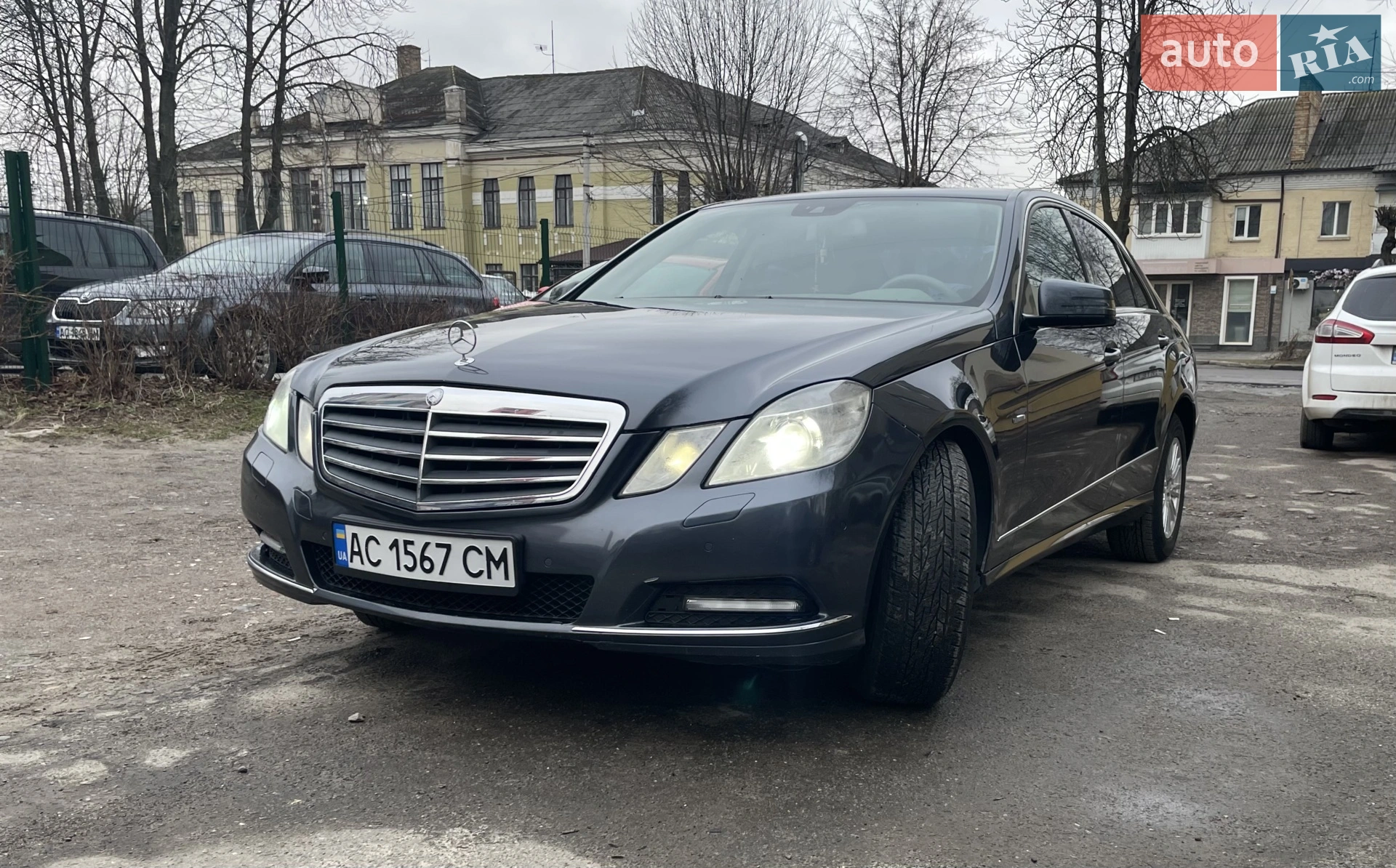 2011 Mercedes-Benz E-klasse - фото 1