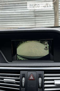Седан Mercedes-Benz E-Class 2012 в 
