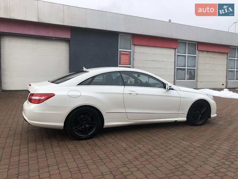 Купе Mercedes-Benz E-Class 2012 в Коростені