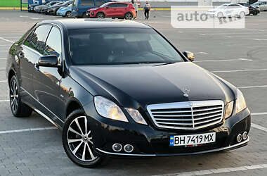 Седан Mercedes-Benz E-Class 2010 в Одессе