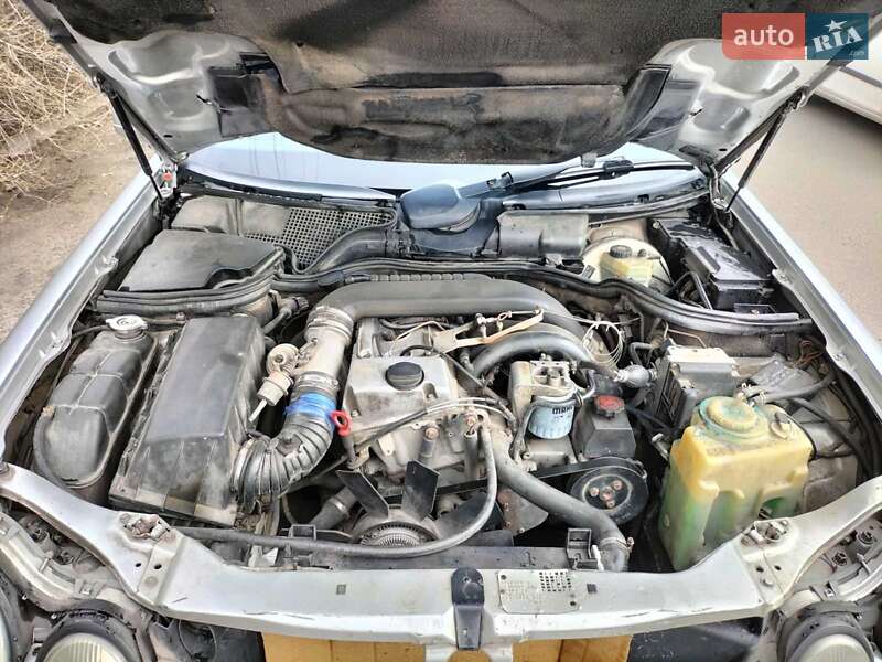 Седан Mercedes-Benz E-Class 1997 в Львові