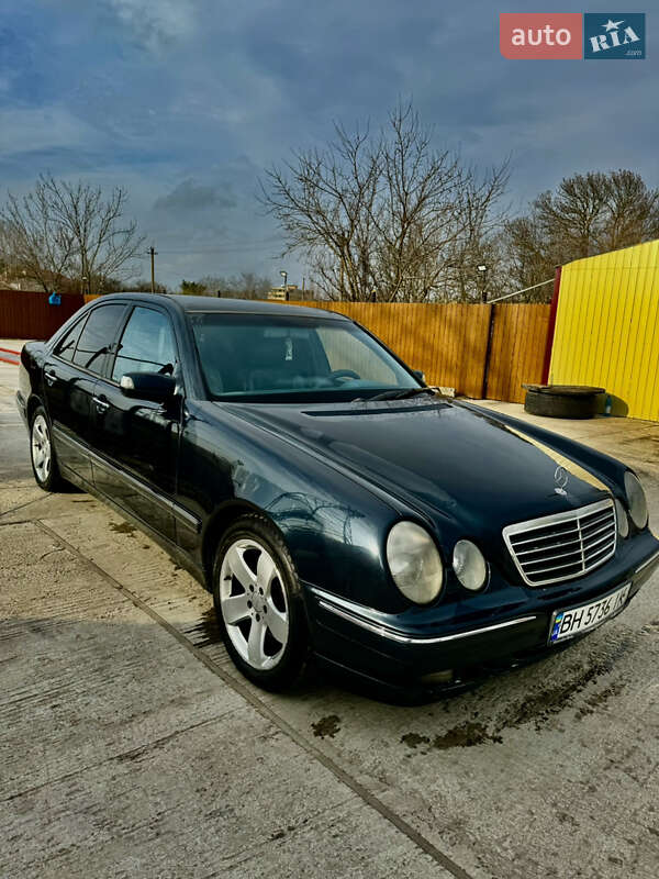 Седан Mercedes-Benz E-Class 1999 в Одессе