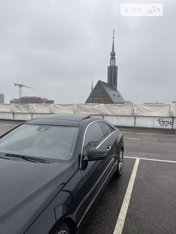 Купе Mercedes-Benz E-Class 2014 в Житомире фото 56 Купе Mercedes-Benz E-Class 2014 в Житомире