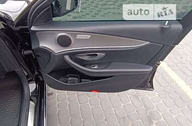 Седан Mercedes-Benz E-Class 2018 в 