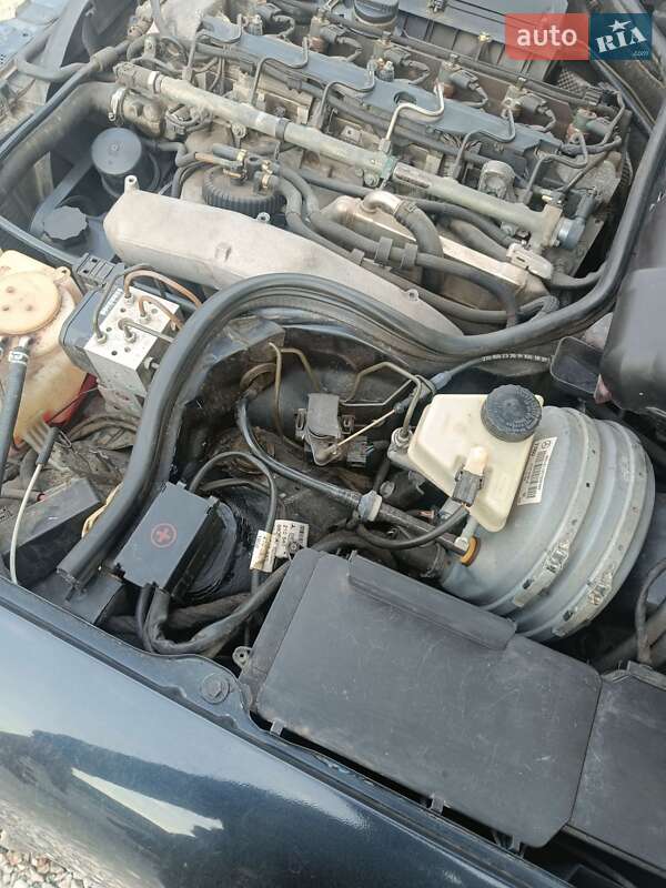 Седан Mercedes-Benz E-Class 2001 в Кривом Роге