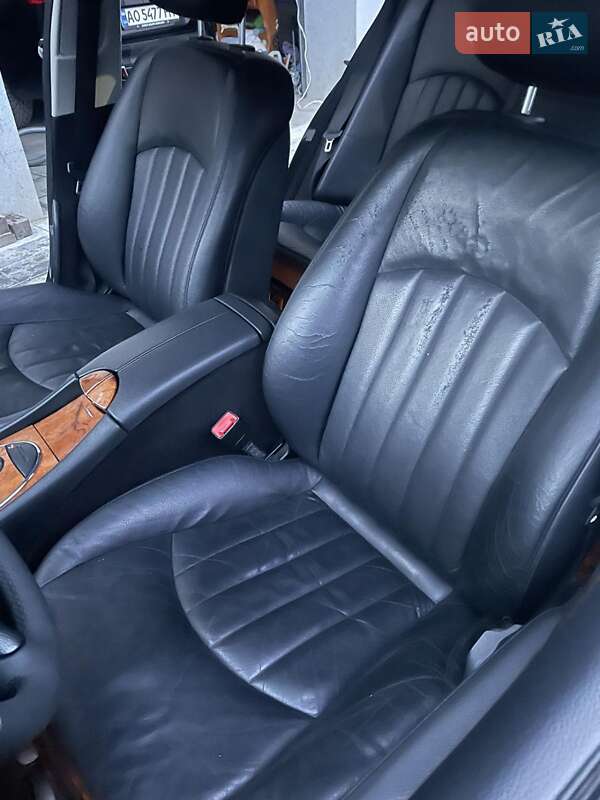 Седан Mercedes-Benz E-Class 2006 в Хусті