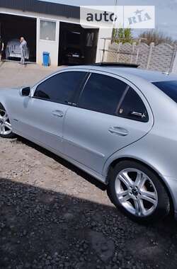 Седан Mercedes-Benz E-Class 2006 в Новій Одесі