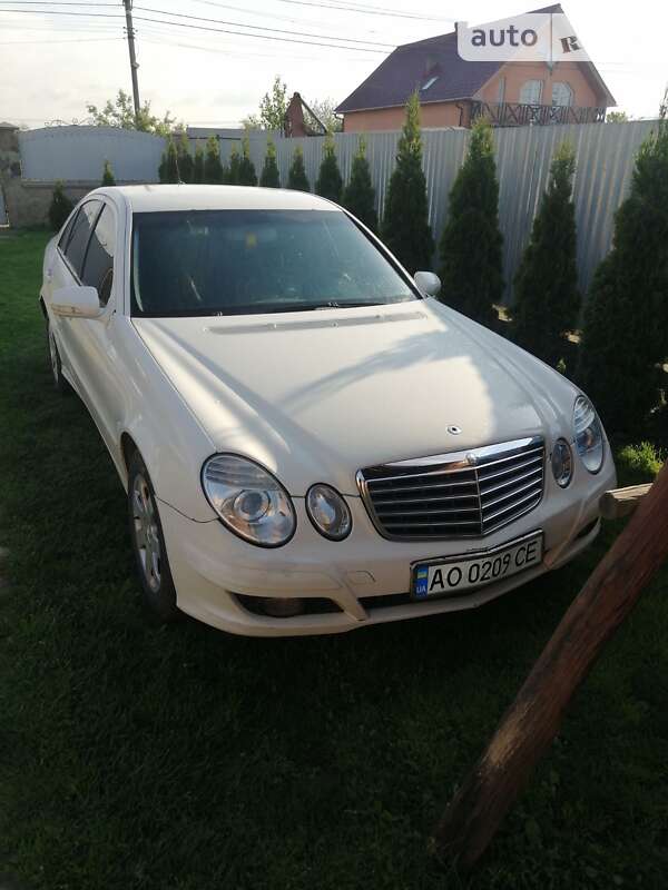 Mercedes-Benz E-Class 2006