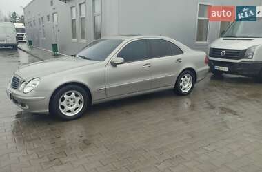 Седан Mercedes-Benz E-Class 2004 в Андрушевке