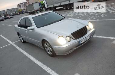 Седан Mercedes-Benz E-Class 2000 в Ивано-Франковске