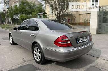 Седан Mercedes-Benz E-Class 2004 в Львові