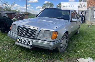 Седан Mercedes-Benz E-Class 1995 в Надвірній