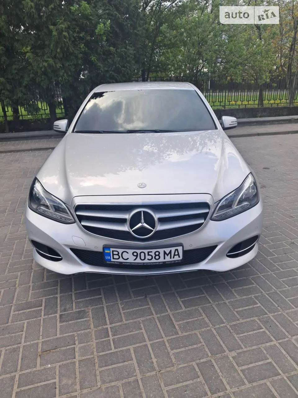 2013 Mercedes-Benz E-klasse - мініатюра 12