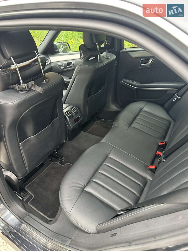 Седан Mercedes-Benz E-Class 2014 в Львове фото 10 Седан Mercedes-Benz E-Class 2014 в Львове