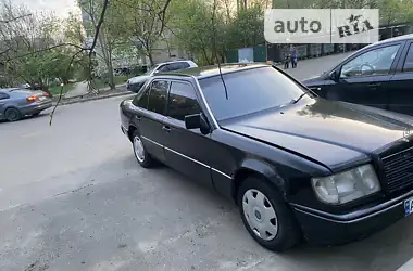 Mercedes-Benz E-Class 1990