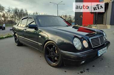 Седан Mercedes-Benz E-Class 1999 в Харкові