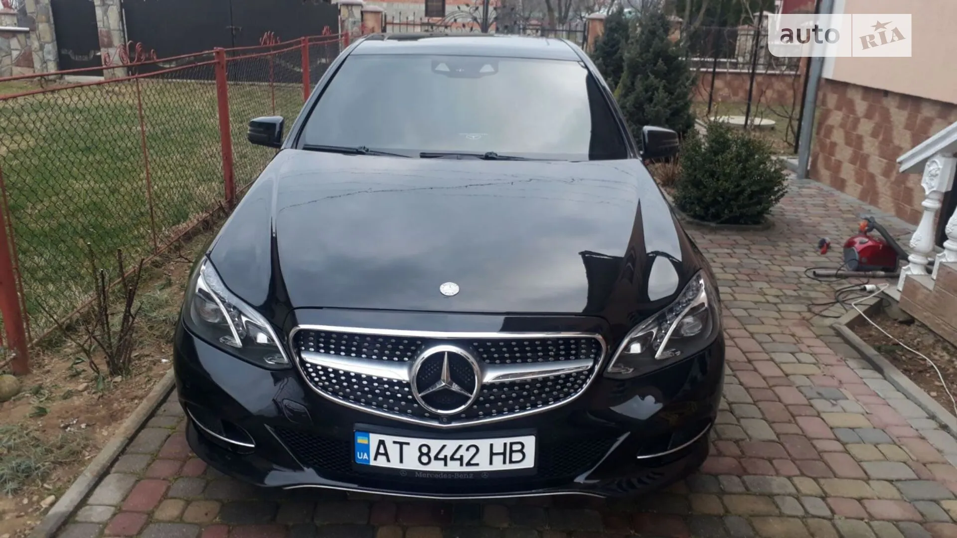 2013 Mercedes-Benz E-klasse - мініатюра 3