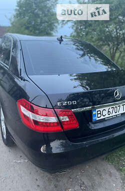 Седан Mercedes-Benz E-Class 2012 в Богодухове