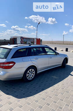 Универсал Mercedes-Benz E-Class 2011 в Сарнах