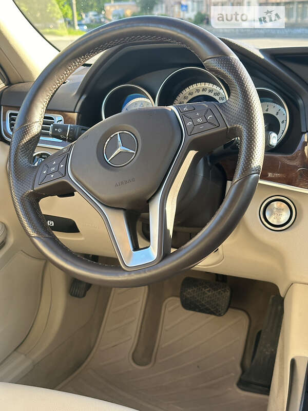 Універсал Mercedes-Benz E-Class 2014 в Києві фото 16 Універсал Mercedes-Benz E-Class 2014 в Києві