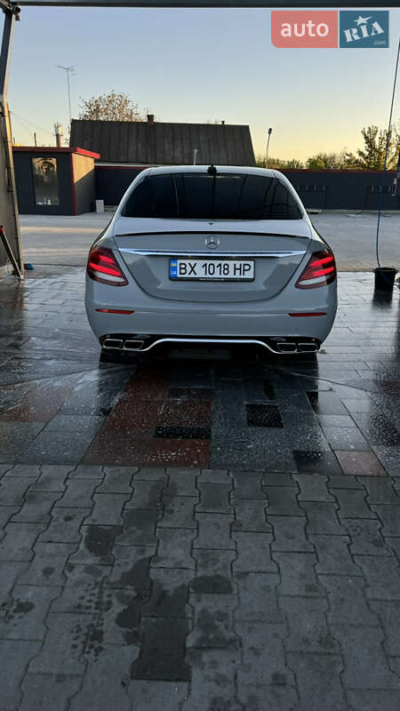 Седан Mercedes-Benz E-Class 2018 в Хмельницком